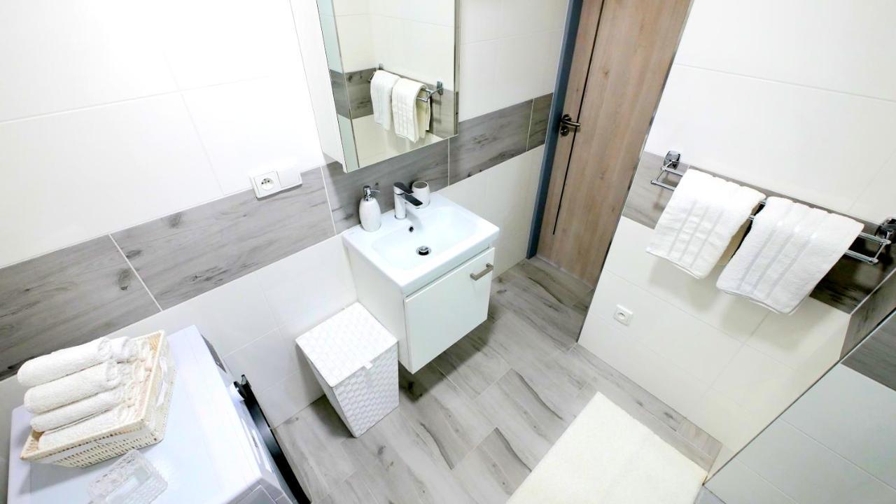 Apartman U Louckeho Klastera 2 Plus Kk زنويمو المظهر الخارجي الصورة